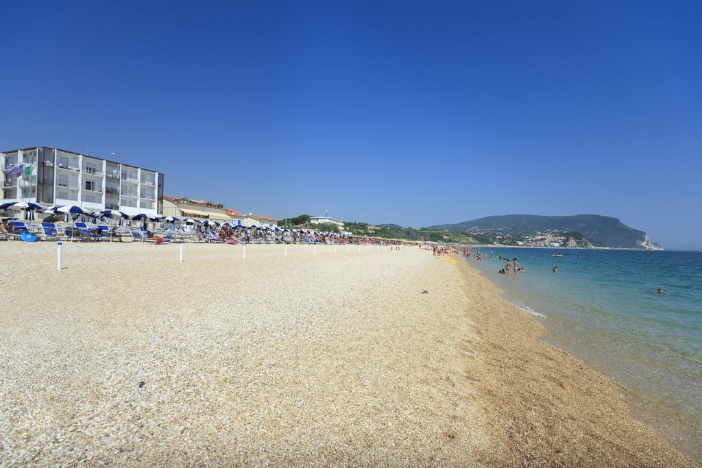 Il Conero Mare Aparthotel Numana Εξωτερικό φωτογραφία